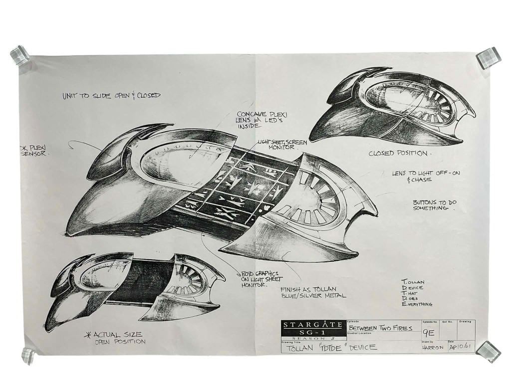 Stargate SG-1 (1997-2007) - Production Concept Art "Tollan TDTDE Device" Season 5: Stargate SG-1 (1997-2007) - Production Concept Art "Tollan TDTDE Device" Season 5.Measuring 11" x 17".From episode S5.E9 [x=#8729/] Between Two Fires.Original production concept art (production used