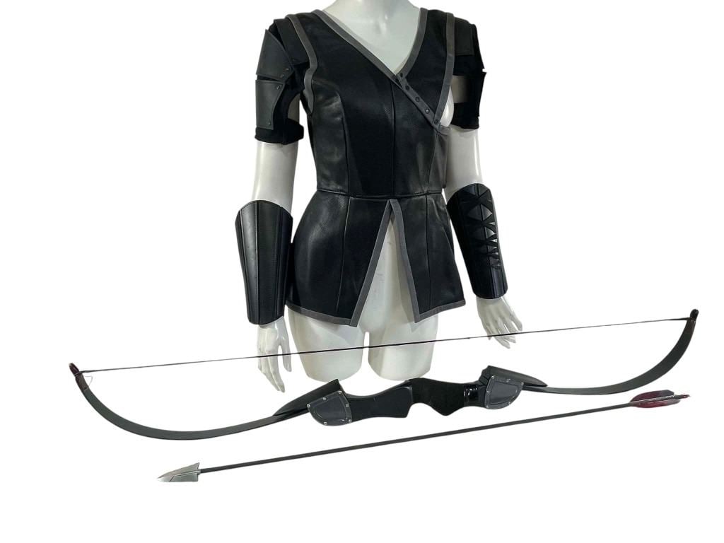 Arrow TV Series (2012-2020) - Emiko Queen (Sea Shimooka) Hero Costume, Hero Bow and Hero Arrow (1 of 14)