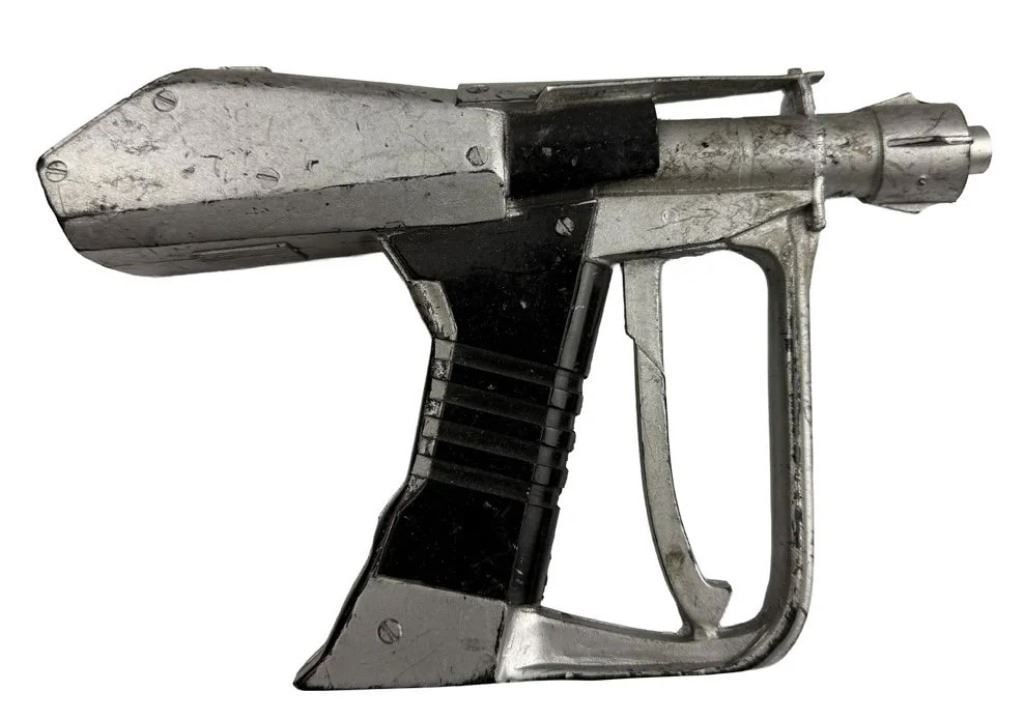 Cliffhanger (1993) - Gabe Walker's (Sylvester Stallone) Bolt Gun (1 of 2)
