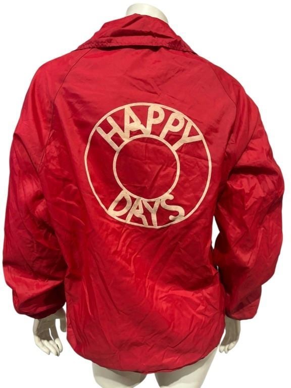 Happy Days (1974-1984) - Crew Jacket: Happy Days (1974-1984) - Crew Jacket.Original jacket given to the cast and crew on the Garry Marshall created television sitcom 'Happy Days' (1974-1984), one of the most successful series of the