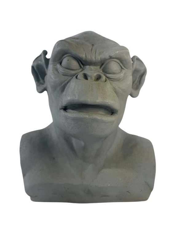 Kingdom of the Planet of the Apes (2024) - Proximus Caesar Maquette: Kingdom of the Planet of the Apes (2024) - Proximus Caesar Maquette.Made of resin.Measuring 7 1/2" tall.Original maquette of Caesar used in pre-production on the production of the Wes Ball directed