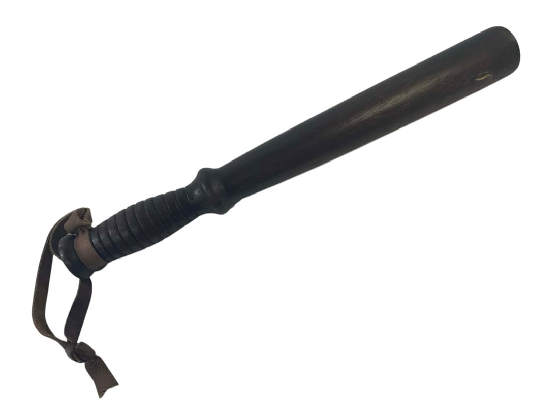 Law & Order (1990-) - Police Baton (1 of 2)