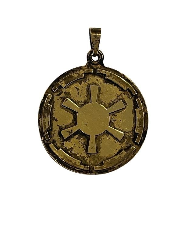 Star Wars - The Mandalorian (2019-) - The Client (Werner Herzog) Imperial Necklace (1 of 3)