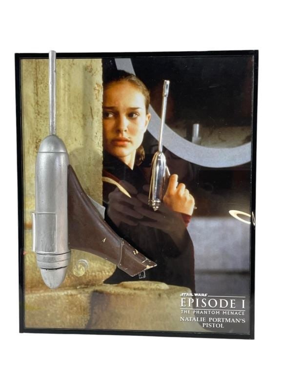 Star Wars: Episode I - The Phantom Menace (1999) - Padme (Natalie Portman) ELG-3A Blaster (1 of 4)