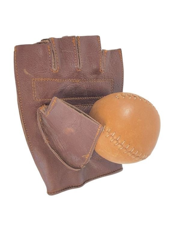 The Ridiculous 6 (2015) - Abner Doubleday (John Turturro) Ball and Glove: The Ridiculous 6 (2015) - Abner Doubleday (John Turturro) Ball and Glove.Original glove and ball used by "Abner Doubleday", played by John Turturro in the production of the Frank Coraci directed