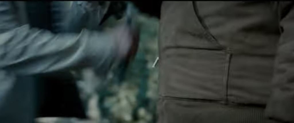 Limitless (2011) - Prop Knife - 3