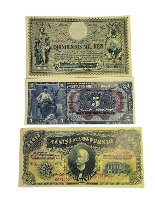 Pirates of the Caribbean: On Stranger Tides (2011) - Bank Vault Robbery Money: Pirates of the Caribbean: On Stranger Tides (2011) - Bank Vault Robbery Money.Original money set used in the bank vault robbery scenes in the Rob Marshall directed fantasy swashbuckler film 'Pirates o