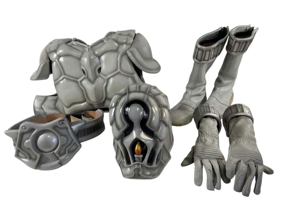 Power Rangers Operation Overdrive (2007) - Chiller Monster Mask and Costume Componants (1 of 12)