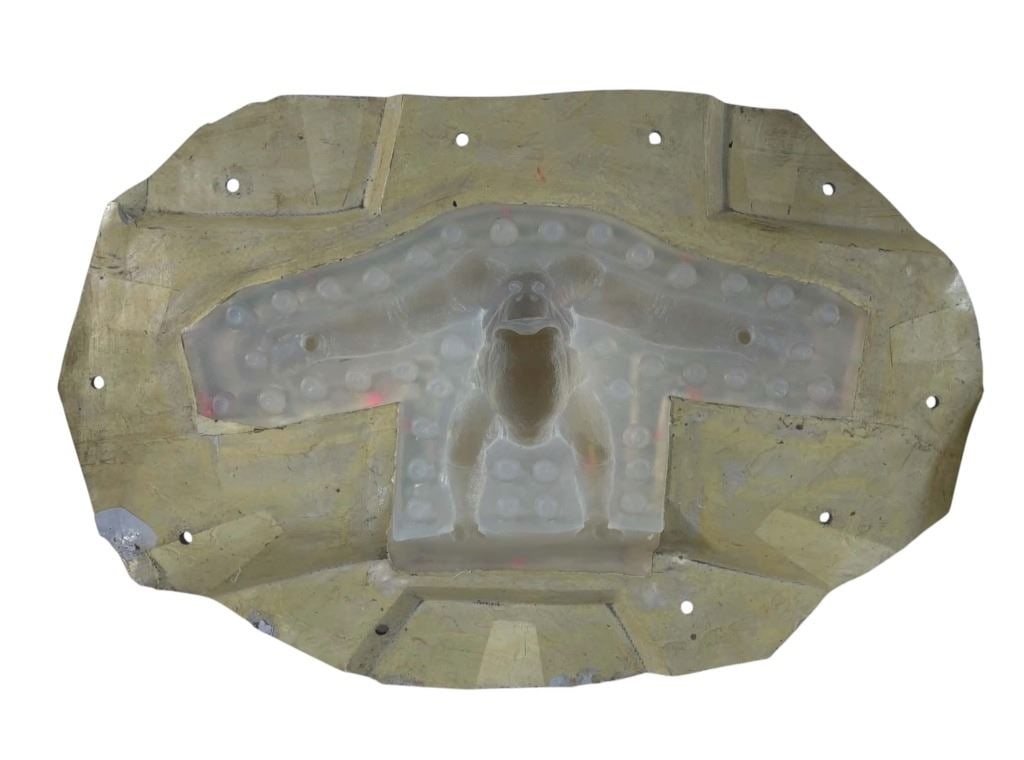 Star Wars: Episode VII - The Force Awakens (2015) - Millennium Falcon Holochess Piece Monster Mold - (1 of 6)