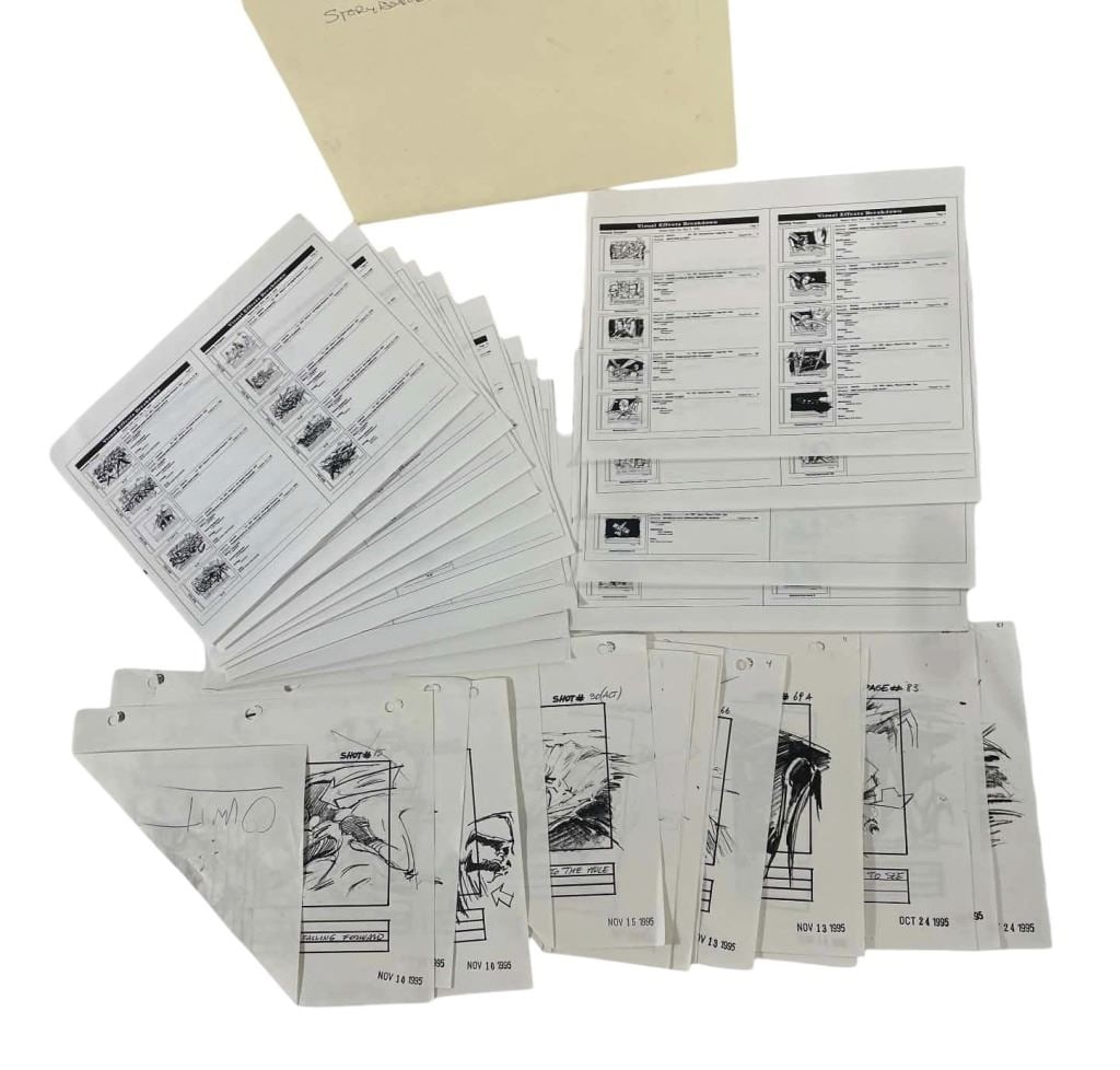Starship Troopers (Phil Tippett Collection 1997) - 35 StoryBoard Collection - Lot B: Starship Troopers (Phil Tippett Collection 1997) - 35 StoryBoard Collection.From a deleted sequence.Wonderful collection of 35 original storyboards (Production used prints) used on the Paul Verhoeven 