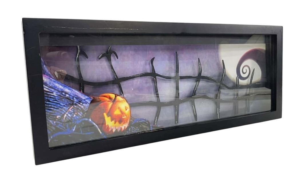 The Nightmare Before Christmas (1993) - Miniature Fence (In Custom Shadowbox): The Nightmare Before Christmas (1993) - Miniature Fence (In Custom Shadowbox).Measures 2" x 8" x 20".Original miniature fence in a custom made shadowbox display from the production of the Tim Burton p