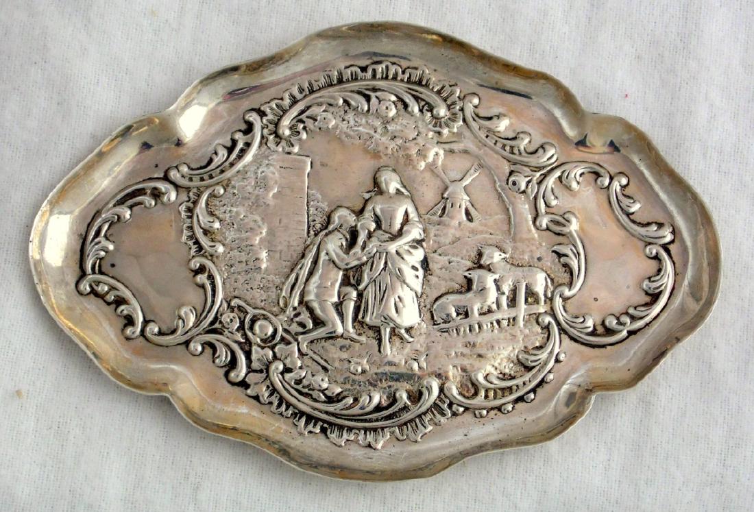 Victorian William Comyns Sterling Silver  Repousse Pin (1 of 1)