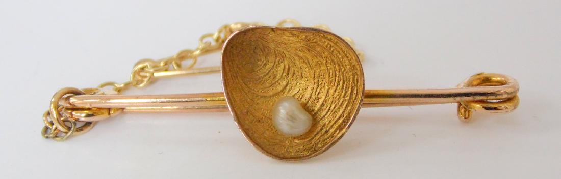 9ct Yellow Gold Oyster Shell Bar Brooch  Mounted with a (1 of 1)