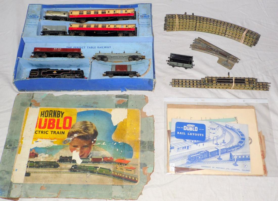 hornby dublo 3 rail train sets