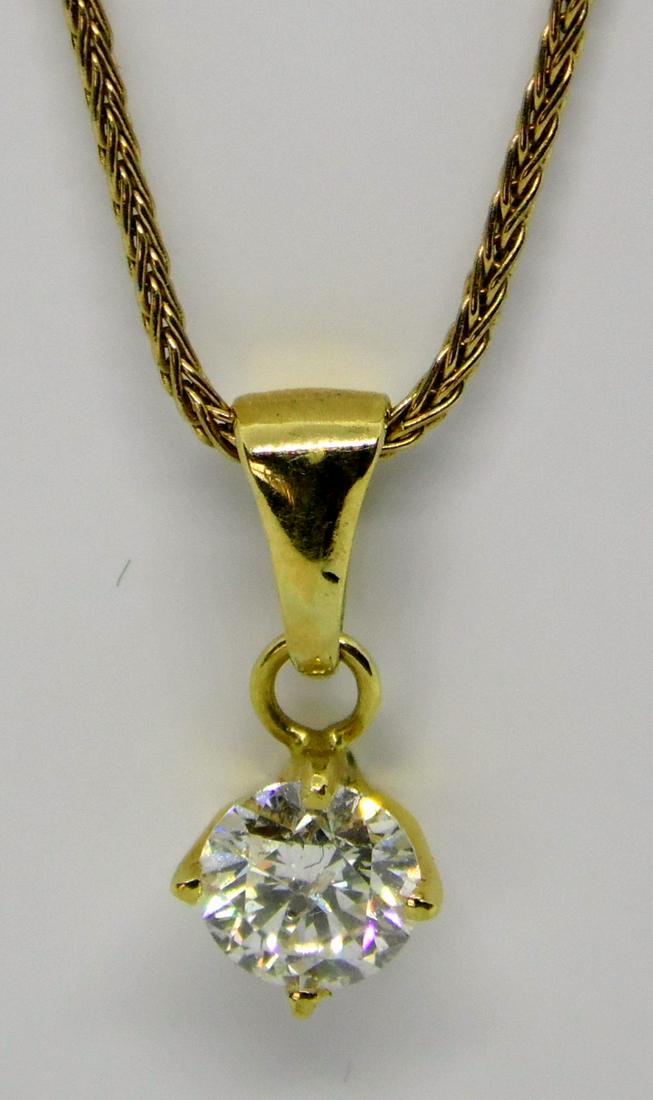 18ct Yellow Gold Diamond Pendant (1 of 4)