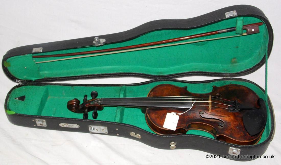 A Violin Late 19th with Nicolaus Gagliano Label (1 of 9)