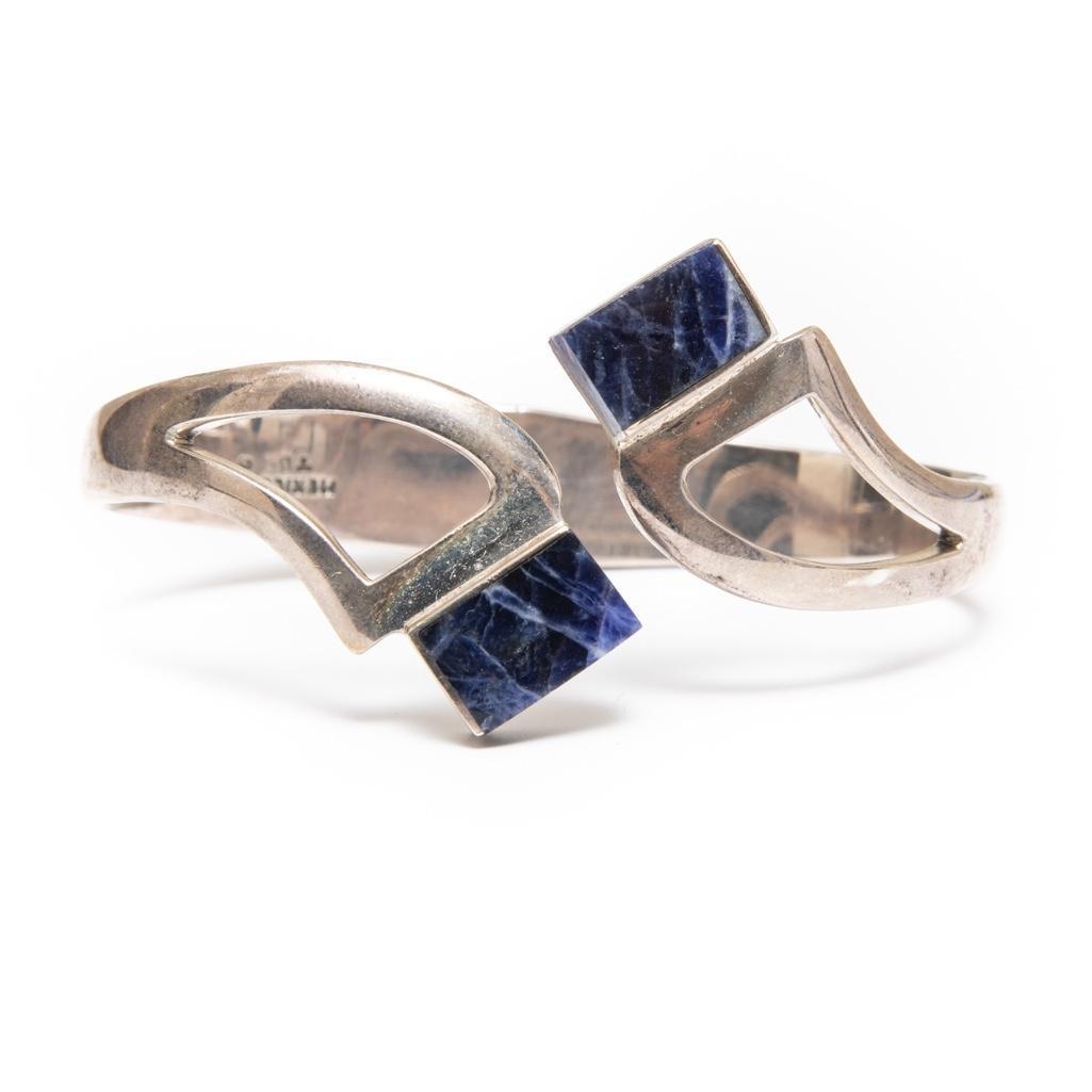 Vintage sterling silver hinged bracelet with sodalite (1 of 5)
