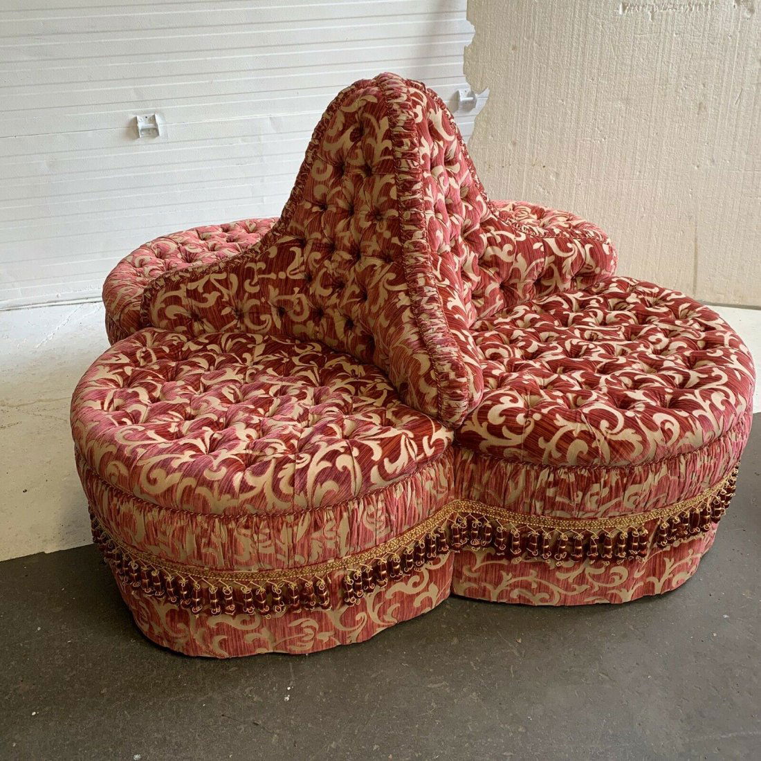 Ca. 1890 Victorian Hotel Sofa With Tufted Upholstery (1 of 5)