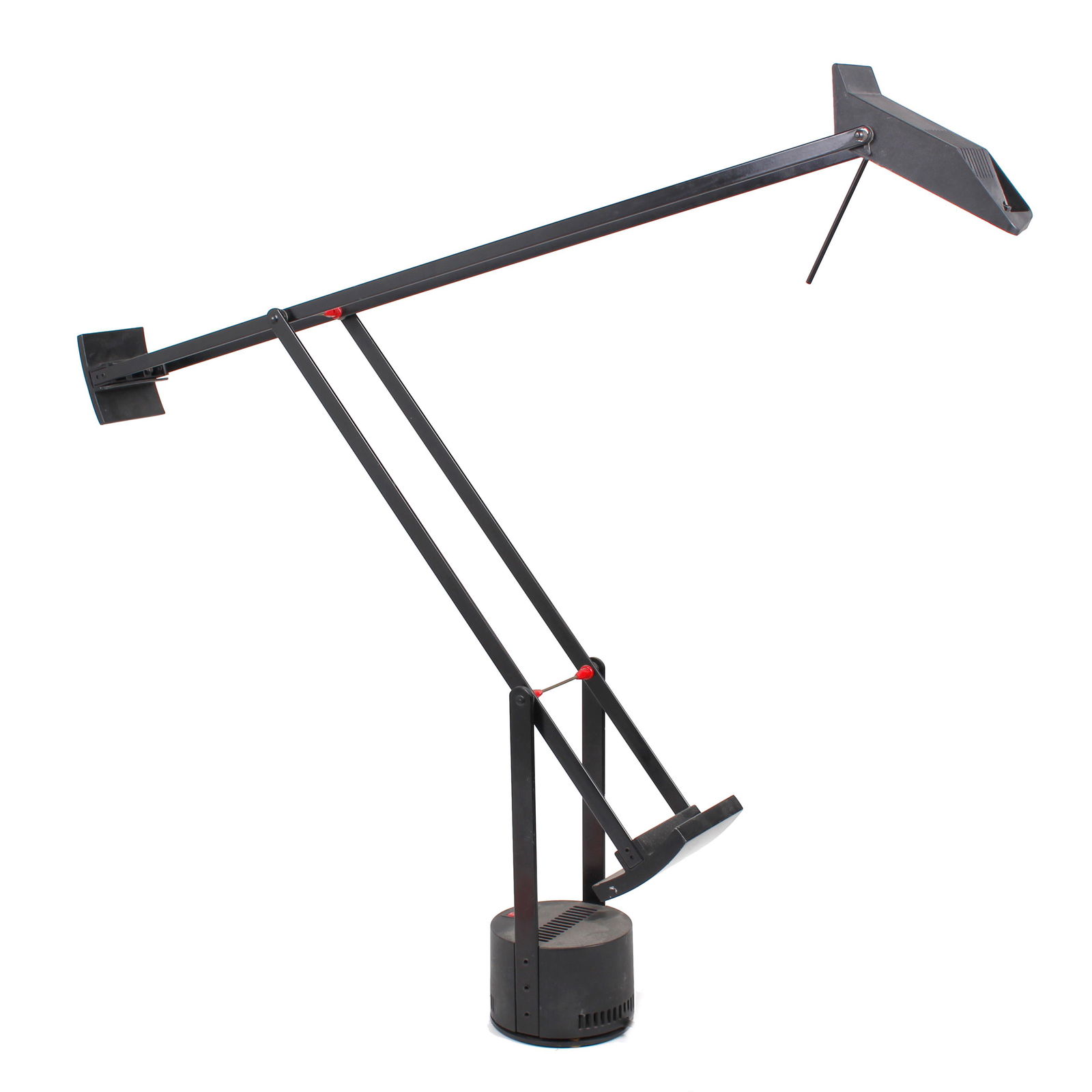 RICHARD SAPPER (1932-2015). "TIZIO" OFFICE LAMP.: In lacquered metal and ABS plastic. Designed in 1971 by Richard Sapper and produced by Artemide in 1972. The lamp can be moved in different directions. The halogen bulb can be adjusted to two differen