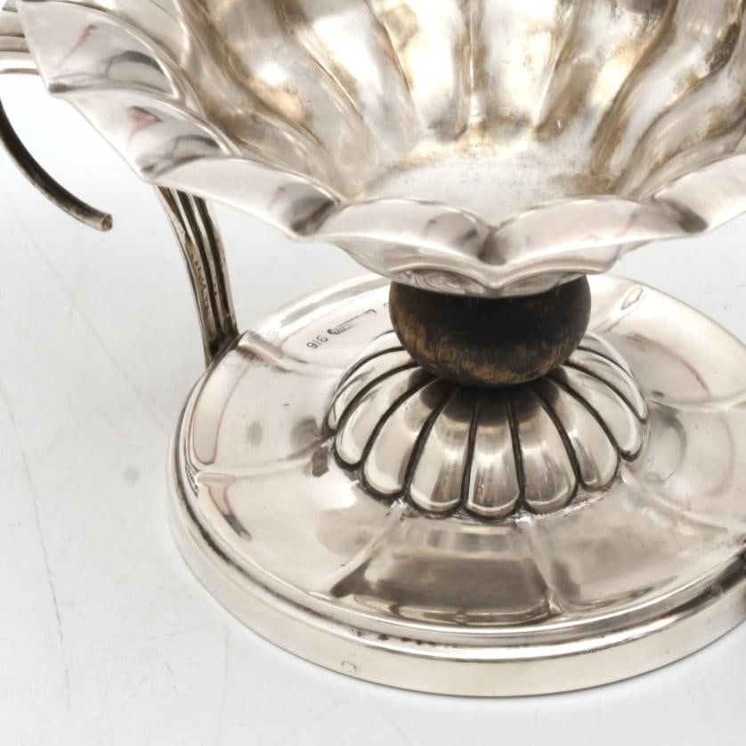 Various objects. - 6