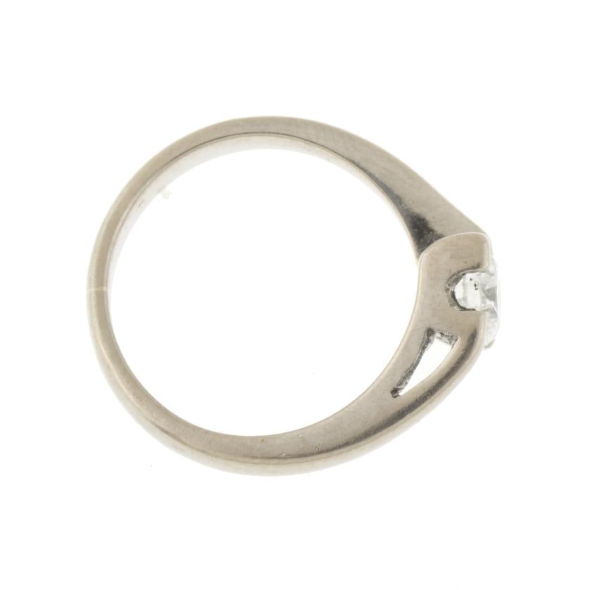 Solitaire ring with diamond. - 3