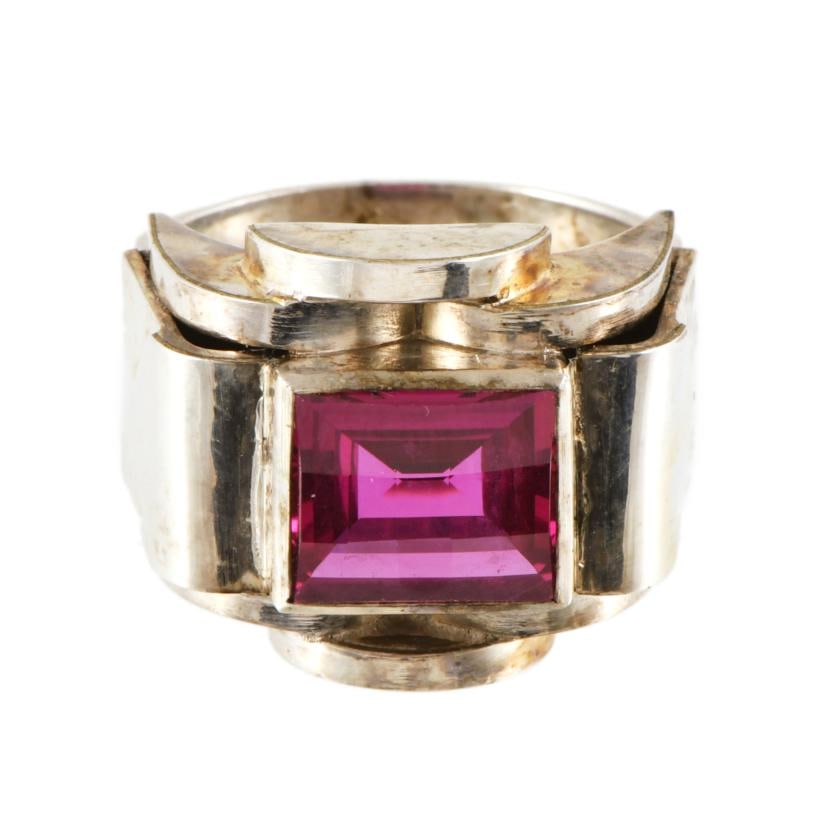 Art Deco signet ring. (1 of 2)