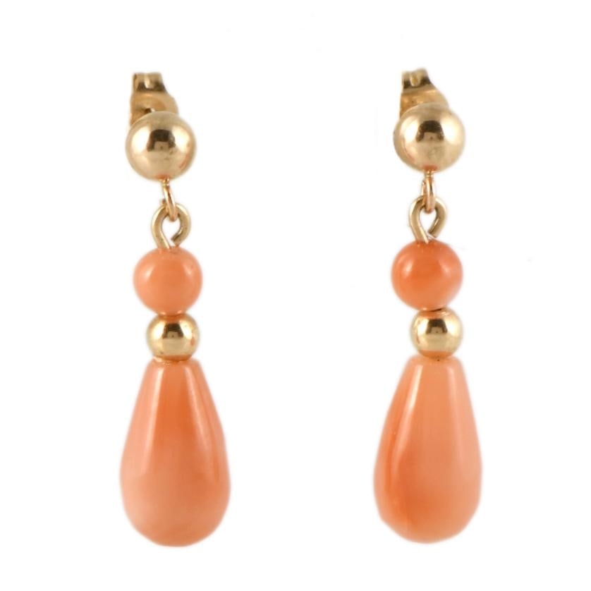 Coral earrings. (1 of 1)