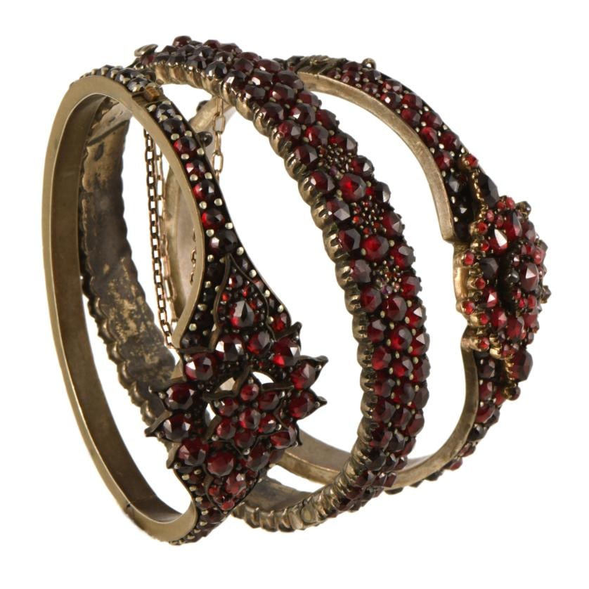 Set of three bracelets with garnets. (1 of 3)