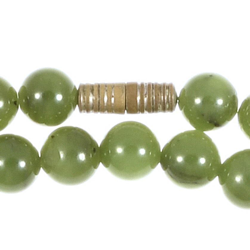 Pair of jade necklaces. (1 of 1)