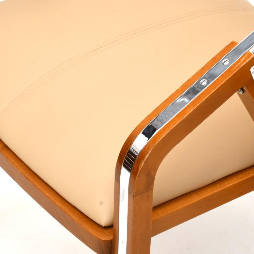 JAUME TRESSERRA (BARCELONA, 1943) Pair of Spinnacker chairs. (1 of 3)