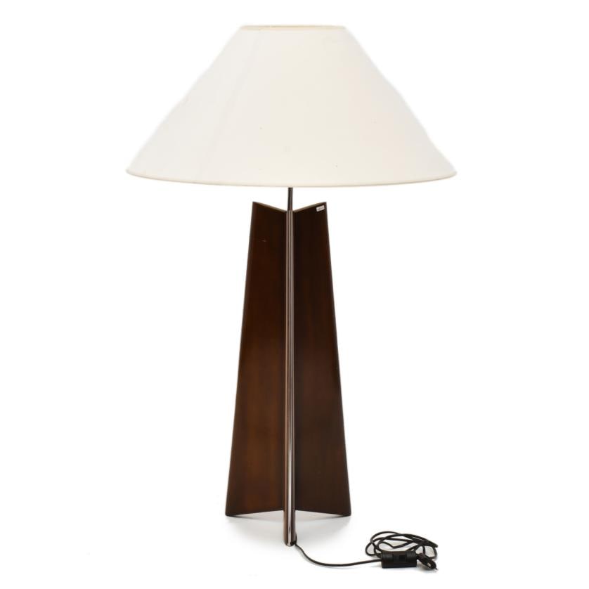 JAUME TRESSERRA (BARCELONA, 1943) ‘Gaudí’ table lamp. (1 of 3)