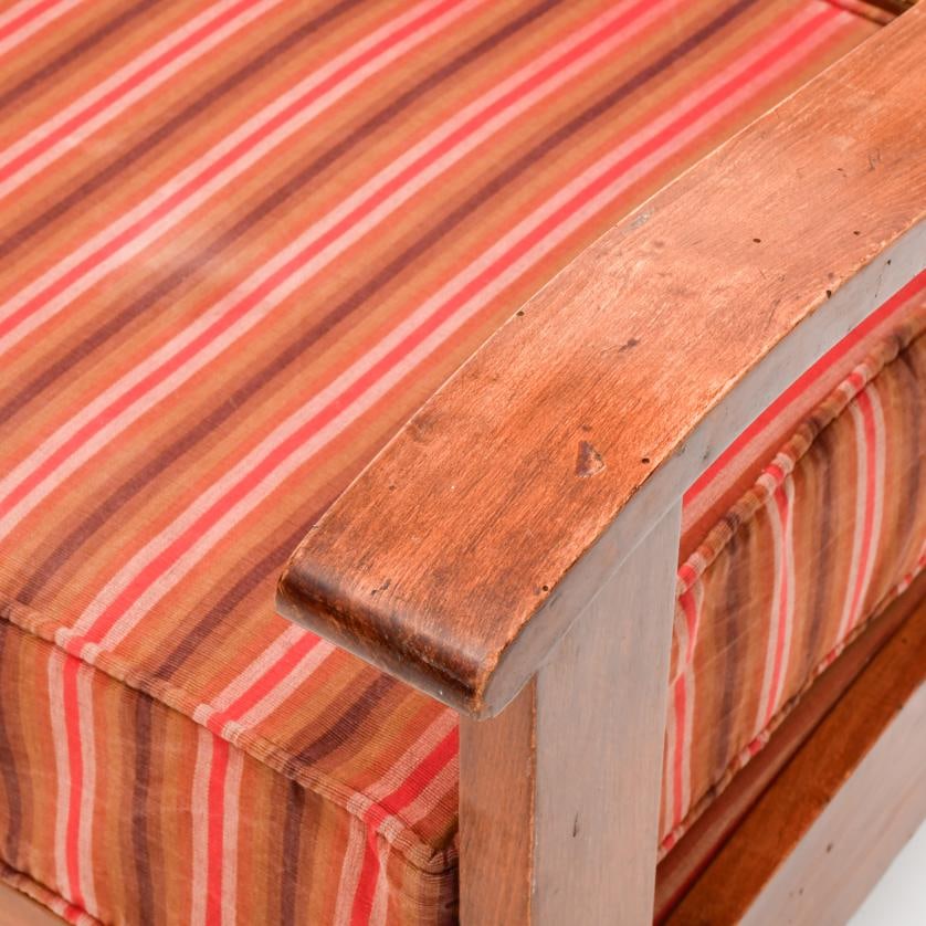 JOSEP PALAU OLLER (1888-1961). 'Oller' armchair.: In wood, with bulrush mesh backrest.Minor flaws on the backrest, and woodworm holes that appear to be inactive.79.5 x 64 x 69.5 cm.