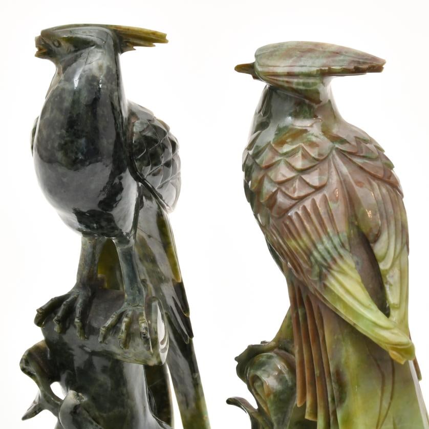 20TH CENTURY CHINESE SCHOOL. Pair of birds. (1 of 2)