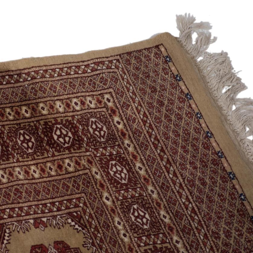 Pakistani carpet, 20th century. (1 of 3)