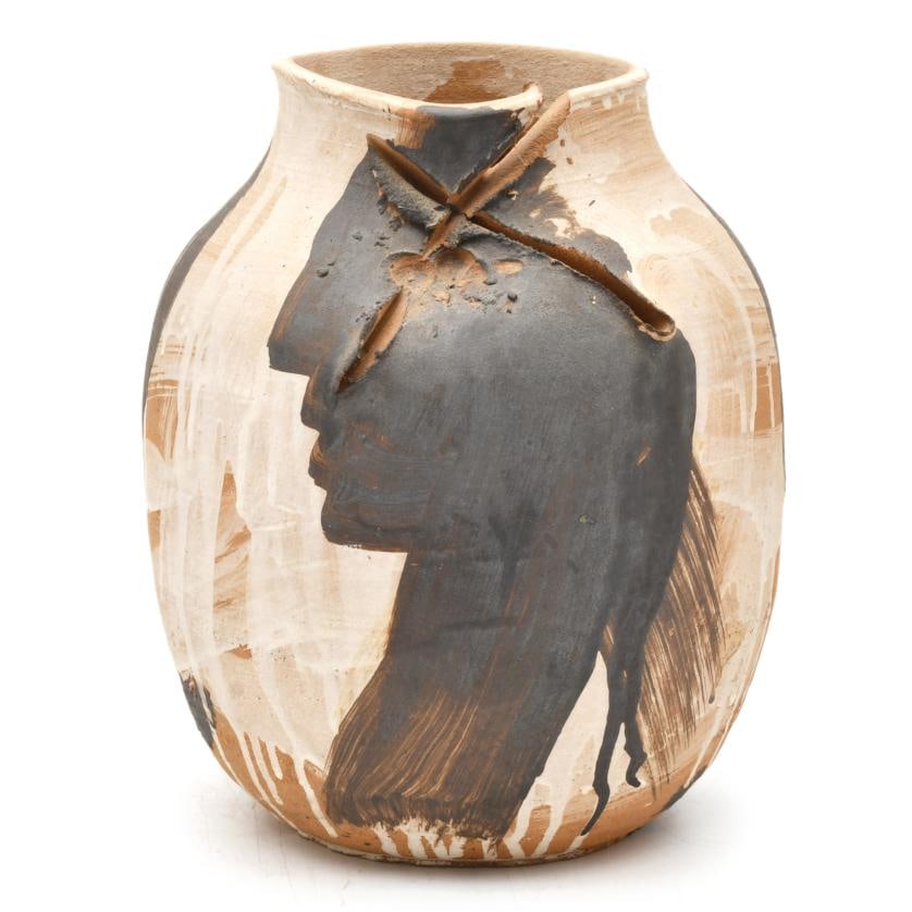 AGUST? PUIG (1957). Ceramic vase painted with faces in profile. (1 of 4)