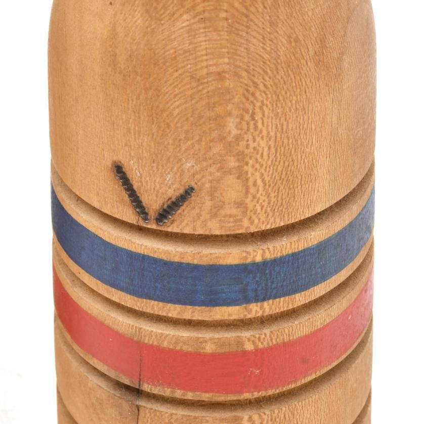 JOSEP GUINOVART (1927-2007). Pair of bowling pins carved, painted and fire-marked wood.: Signed on the base. Approx. 40 x 9 cm.