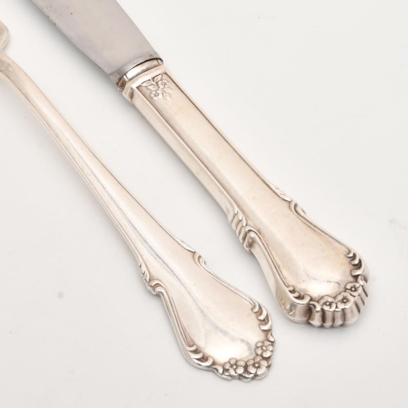 Cuttlery set (1 of 2)