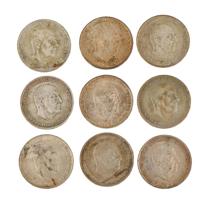 Lot of nine 100-peseta coins. (1 of 1)