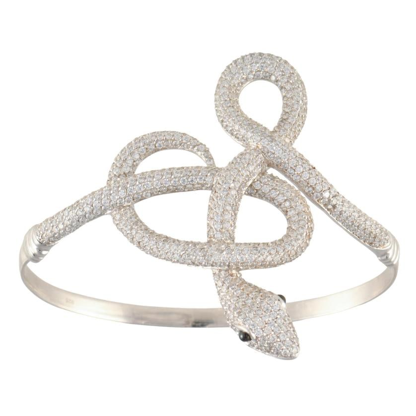 Snake-shaped rigid bracelet. (1 of 1)