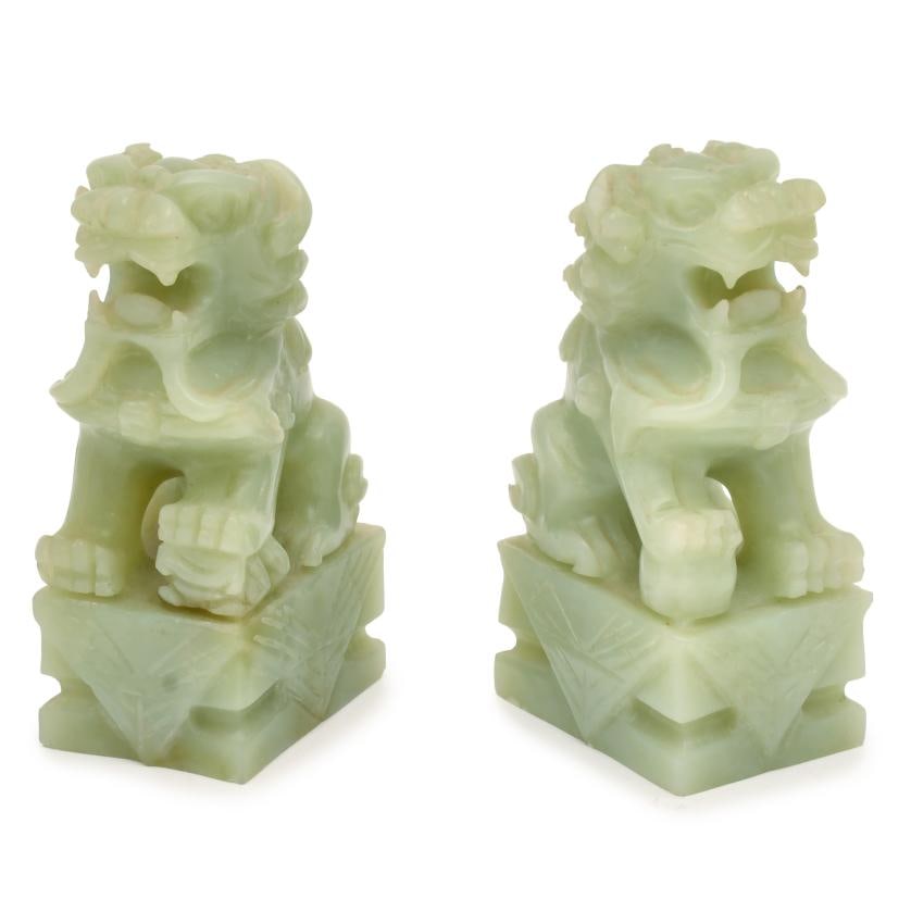 Pair of Pho dogs, 20th century.: Jadeite. 11 x 4 x 5.5 cm.