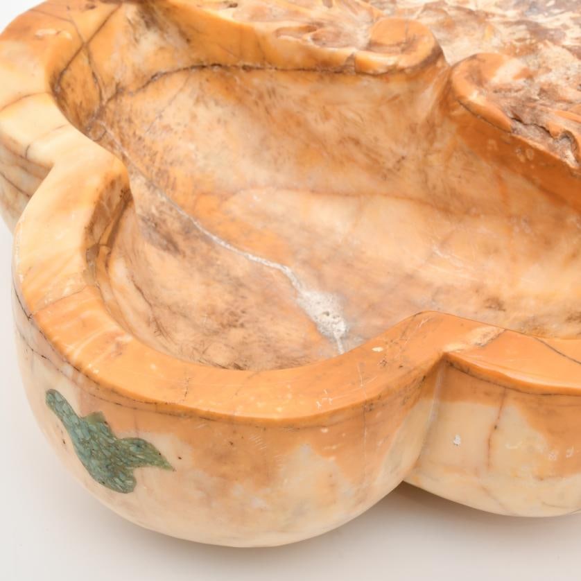 Italian christening font, 19th century.: Marble.Wear and tear.8.5 x 23.5 x 24 cm.