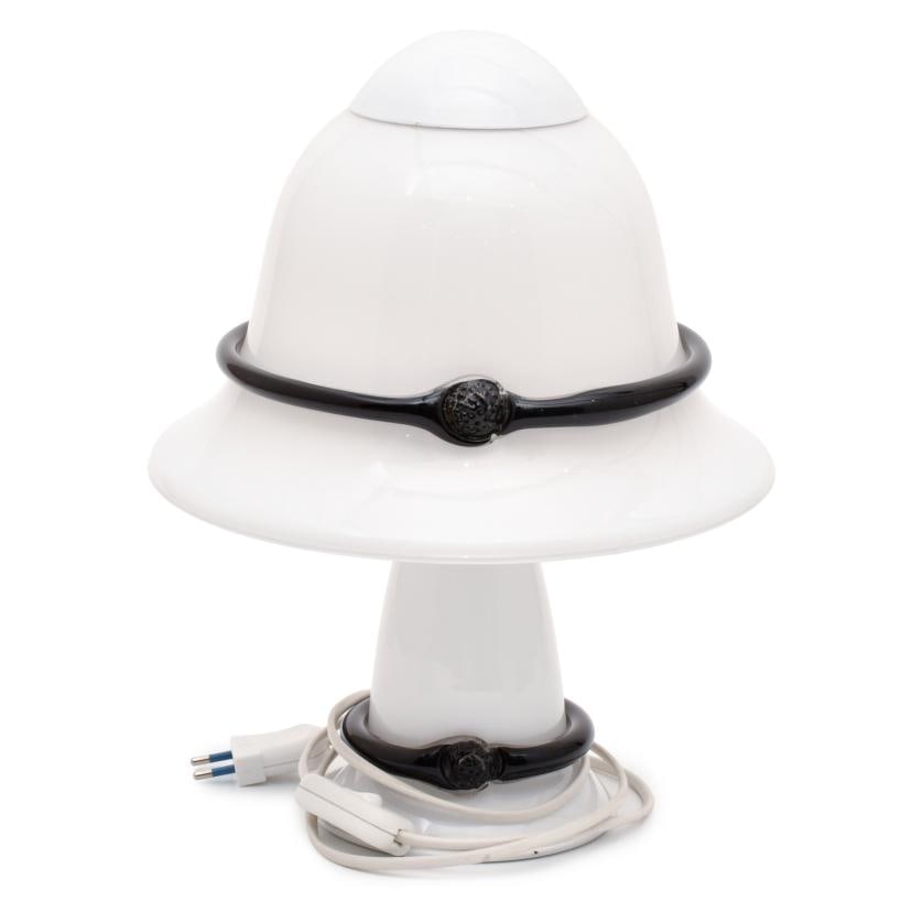 Table lamp, circa 1960.: Murano glass. Slight wear and tear. It requires revision. 34 x 27 cm diam.