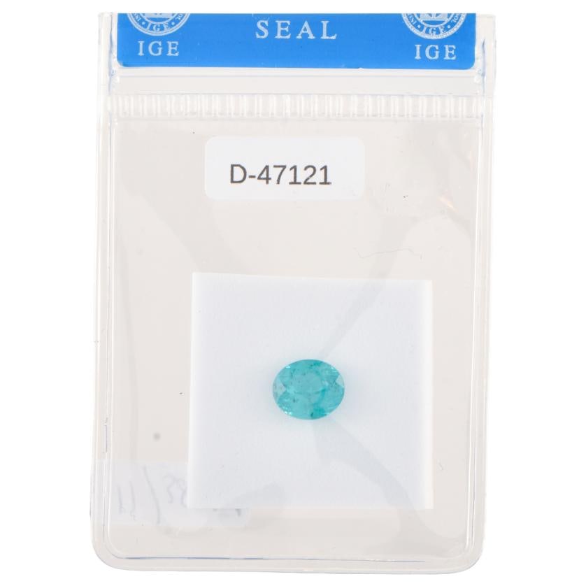 Unmounted apaptite.: Oval cut, 2.22 ct.IGE certificate.Brazil.