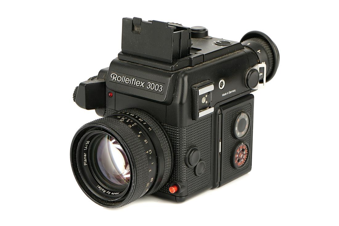 A Rollei Rolleiflex 3003 SLR Camera, (1 of 3)