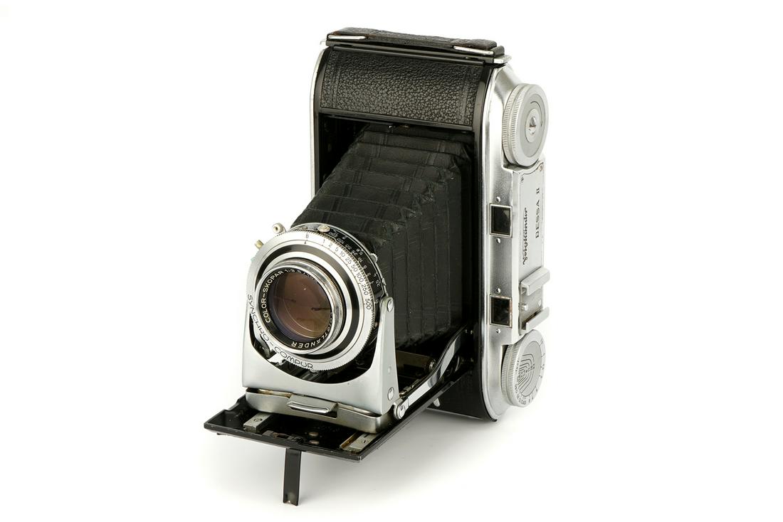 A Voigtlander Bessa II Rangefinder Camera, (1 of 3)