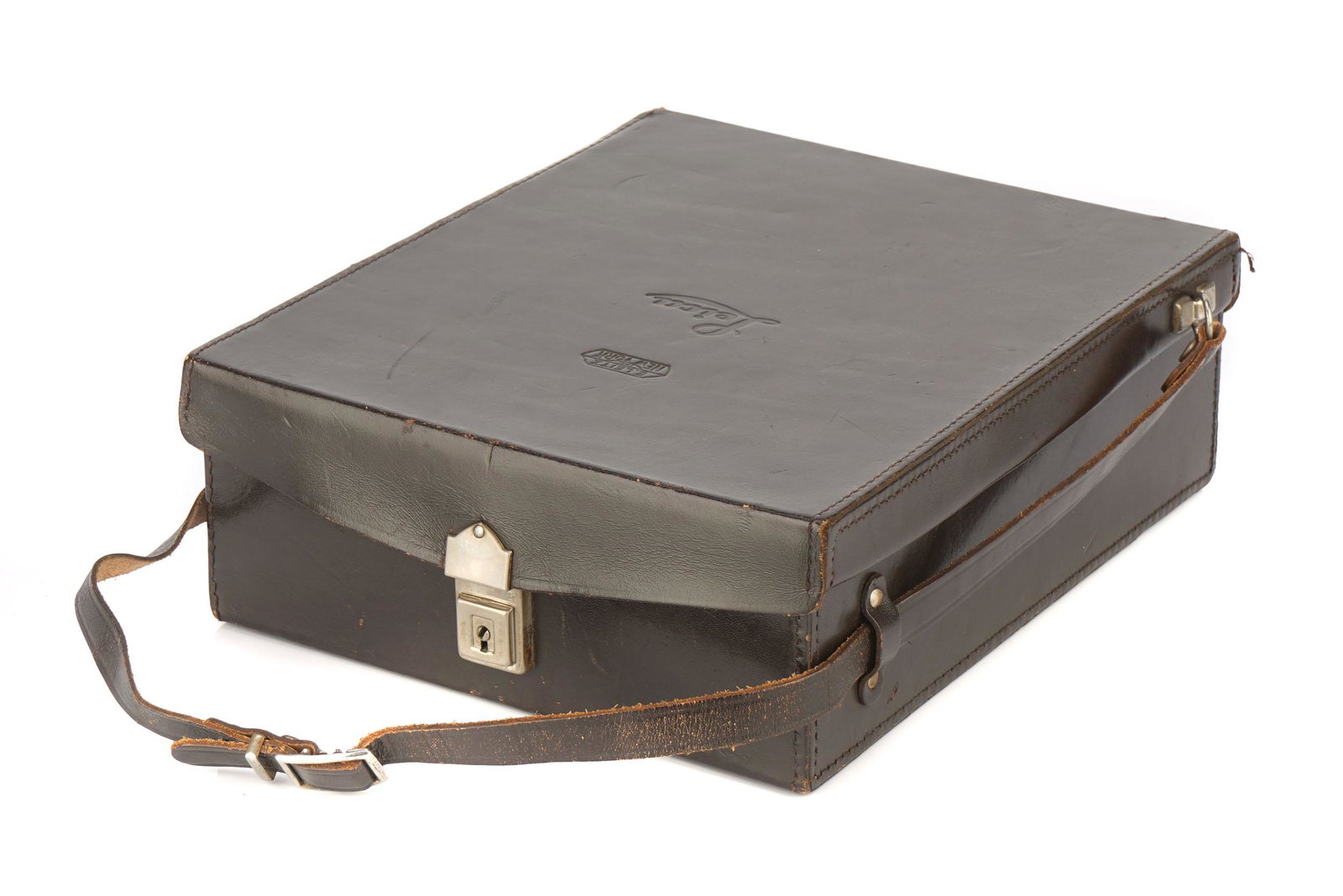 A Leitz New York Outfit Case,: A Leitz New York Outfit Case, suitable for single rangefinder camera, with additional lenses and accessories