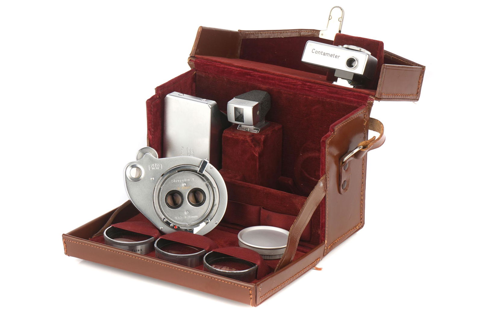 A Zeiss Ikon Stereotar 'C' f/3.5 35mm Lens,: A Zeiss Ikon Stereotar 'C' f/3.5 35mm Lens, Contax RF, chrome, serial no. 12607, body, VG-E, elements, VG-E, complete with clip-on viewfinder, Contameter and three Stereo-Proxar filters, in maker's ca