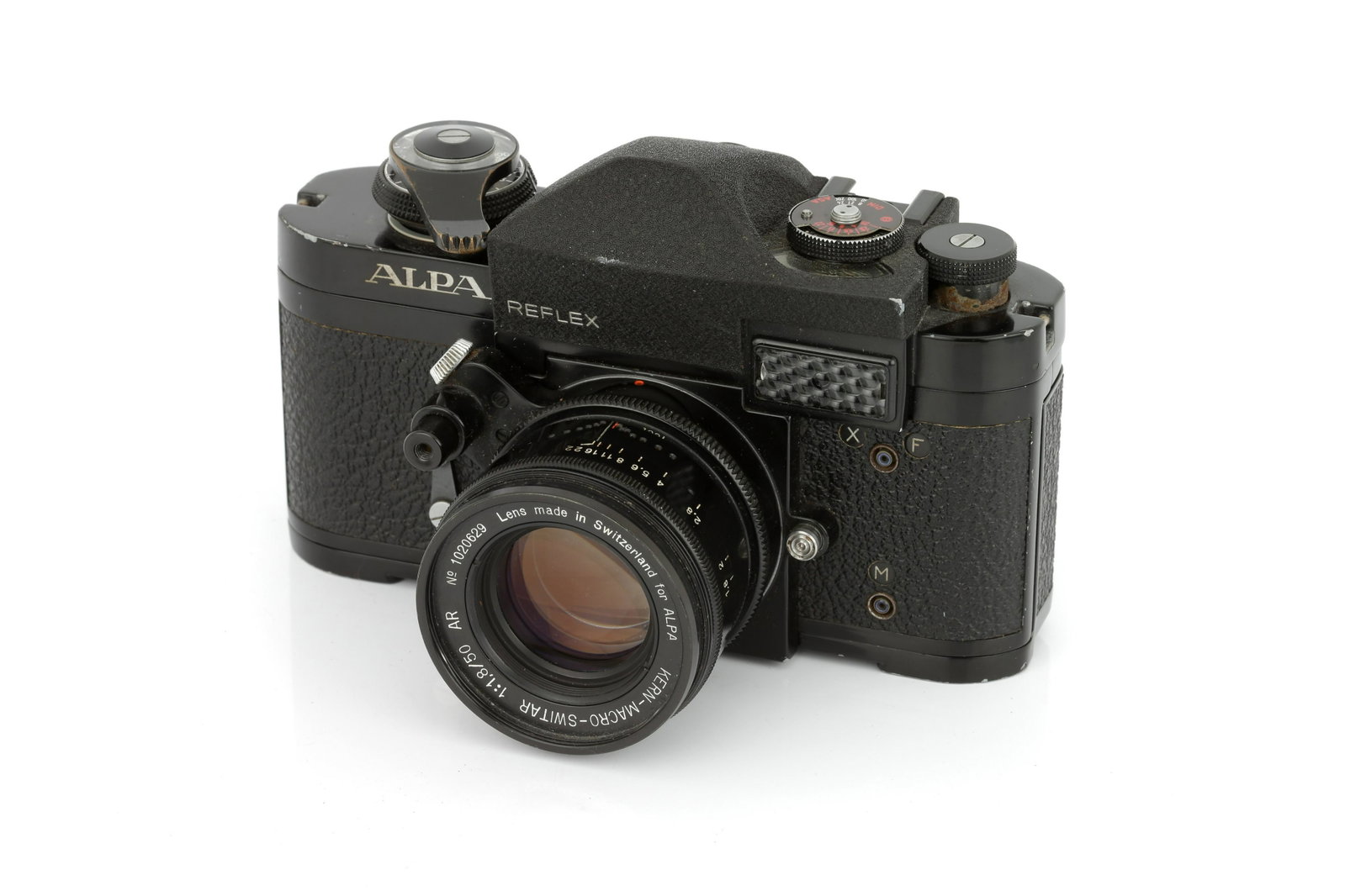 A Pignons Alpa Mod. 6c SLR Camera,: 1960-69, black, serial no. 47506, with Kern-Macro-Switar AR f/1.8 50mm lens, black, serial no. 1020629, body, G-VG, shutter working, lens, G, some internal fungus and internal haze, in maker's case