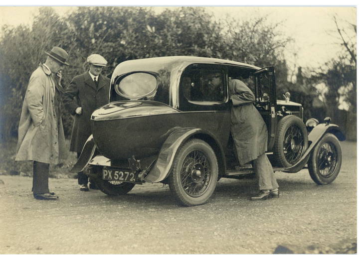 13 Vintage Photographs of Motor Cars, Sep 09, 2021 Flints Auctions