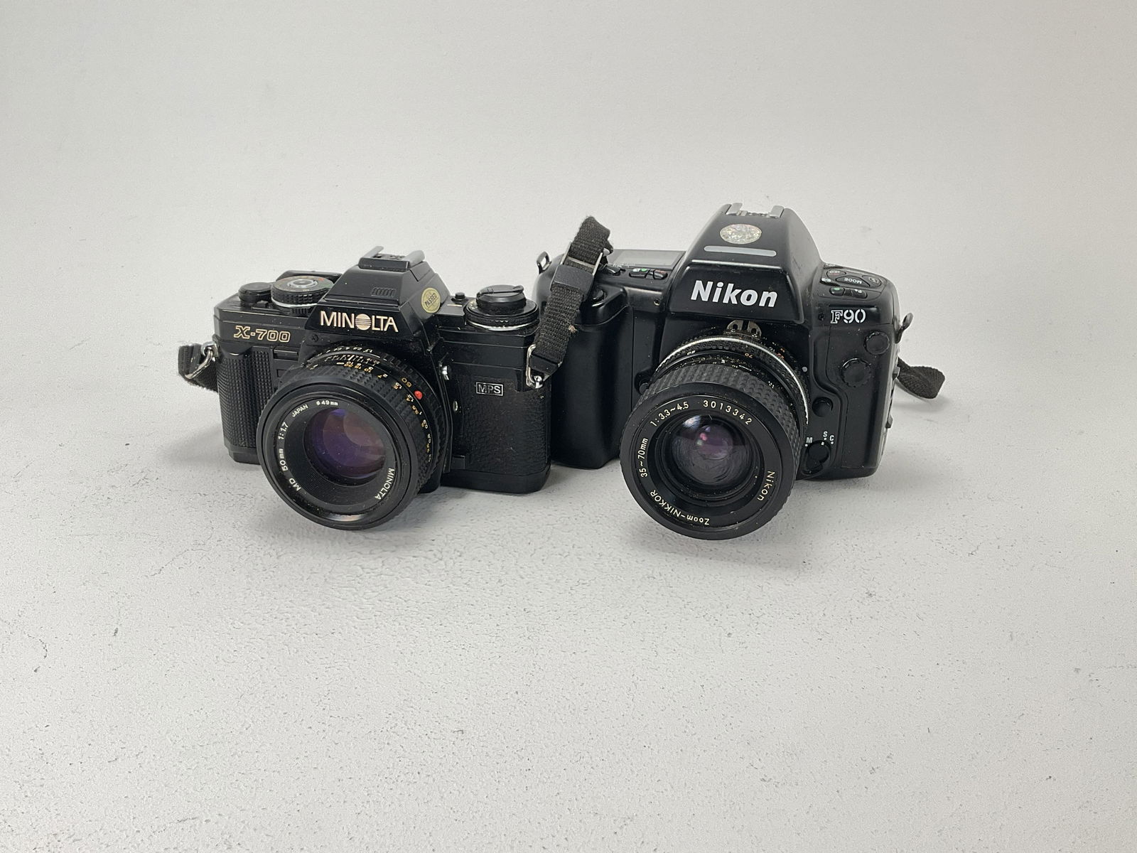 A Nikon F90 35mm SLR Camera, (1 of 1)